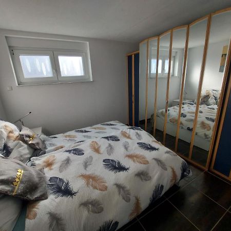 Lovely Appartment With Private Patio And Private Entrance In Luxembourg 60M2 Saeul Extérieur photo