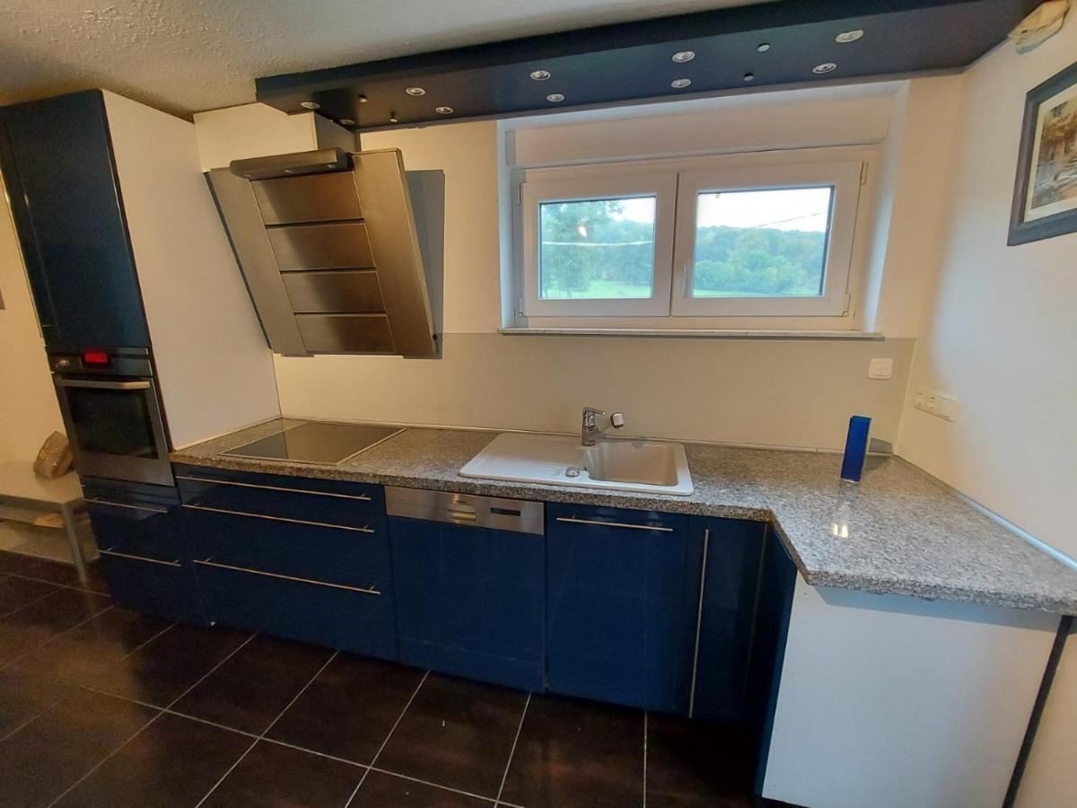 Lovely Appartment With Private Patio And Private Entrance In Luxembourg 60M2 Saeul Extérieur photo