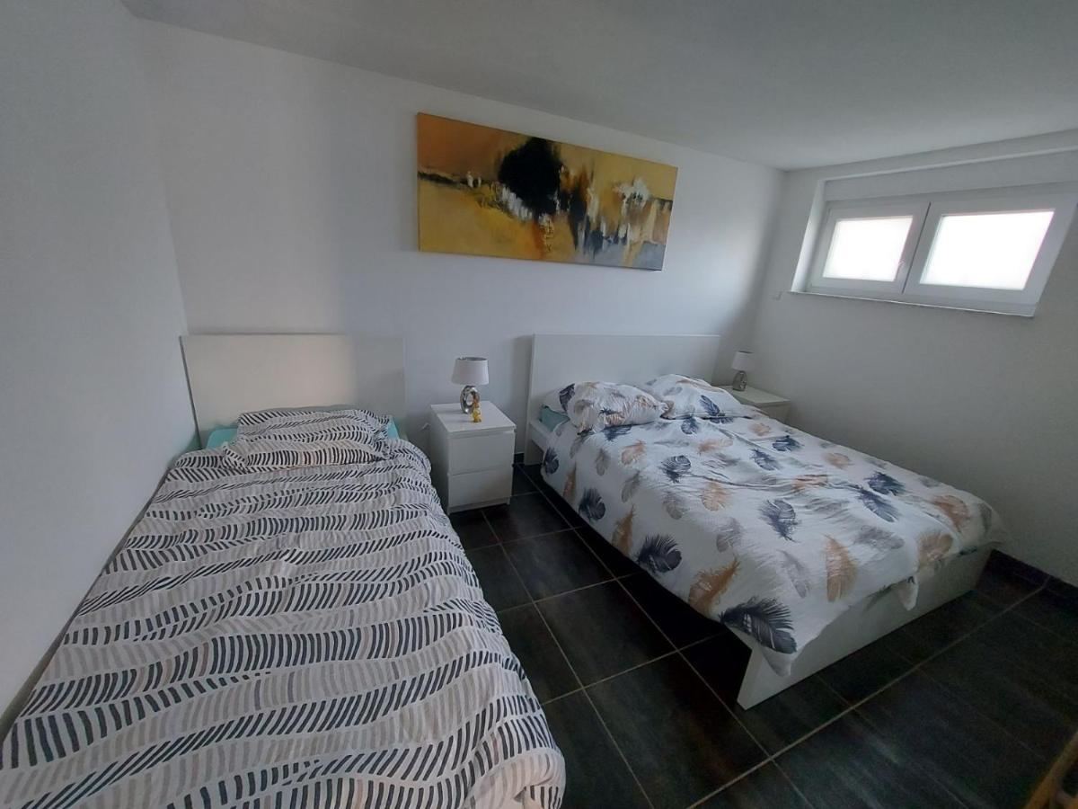 Lovely Appartment With Private Patio And Private Entrance In Luxembourg 60M2 Saeul Extérieur photo